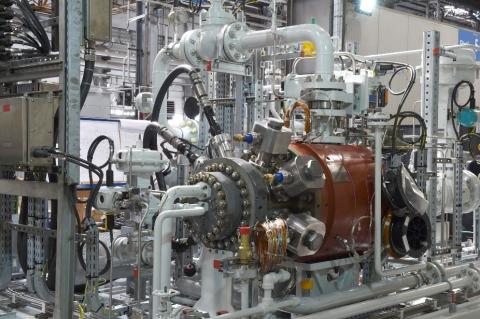 Turboexpander-Generator at Natural Gas Plant